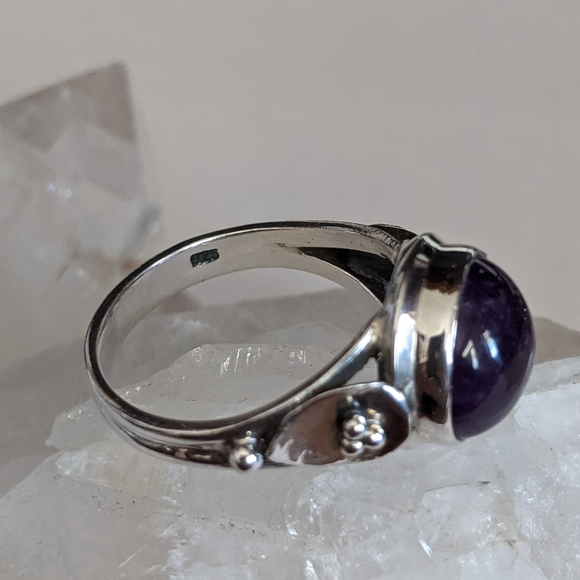 Natural Purple Amethyst, 925 Silver Ring, size 8 - Picture 9 of 11
